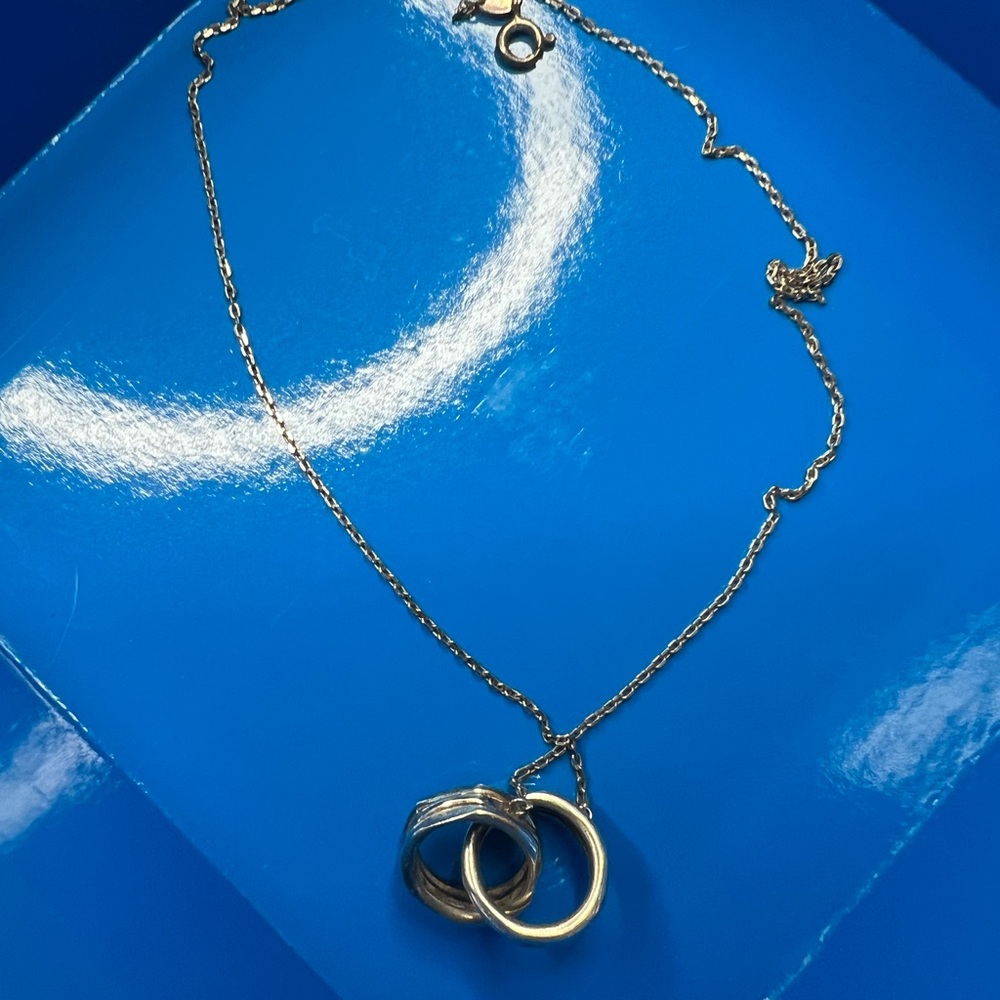 Links of London Elegant Silver Interlocking Necklace